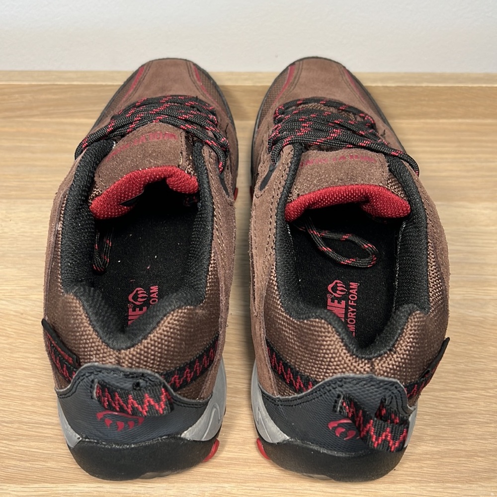 Worn Once Wolverine Memory Foam Waterproof Sneake… - image 6